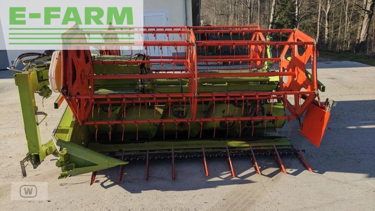 CLAAS c 540 - Kombájn adapter: 4 kép. CLAAS c 540 - Kombájn adapter: 4 kép.