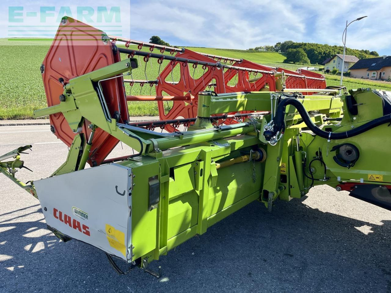CLAAS c540 - Kombájn adapter: 4 kép. CLAAS c540 - Kombájn adapter: 4 kép.