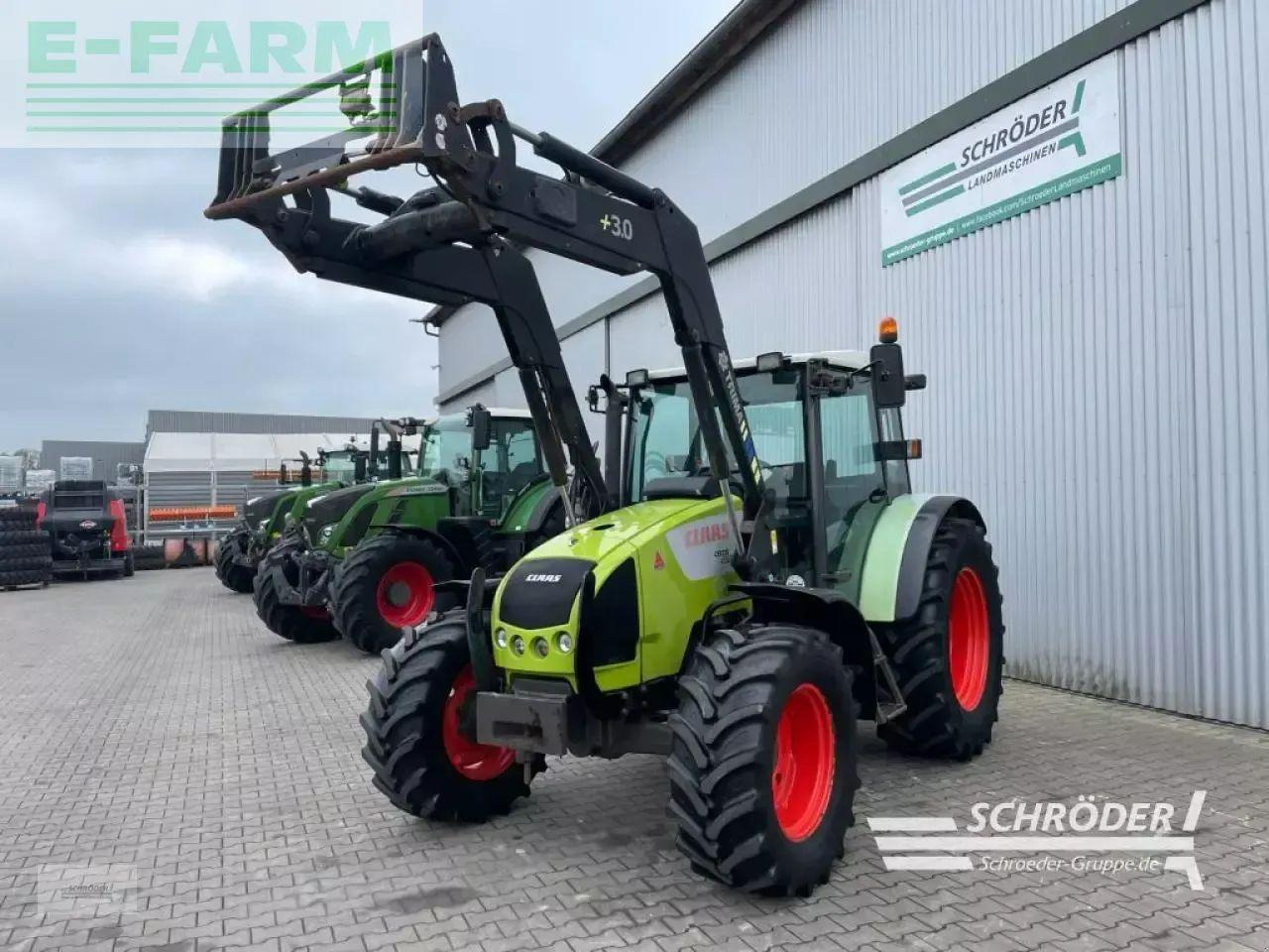 CLAAS celtis 426 - Traktor: 3 kép. CLAAS celtis 426 - Traktor: 3 kép.
