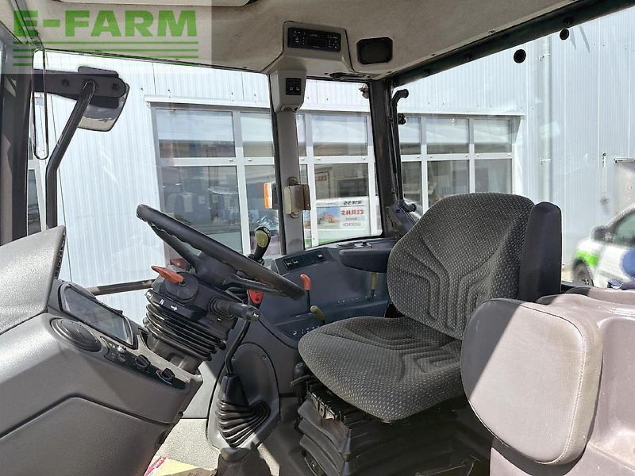 CLAAS celtis 456 rx comfort stoll fz 30 - Traktor: 4 kép. CLAAS celtis 456 rx comfort stoll fz 30 - Traktor: 4 kép.