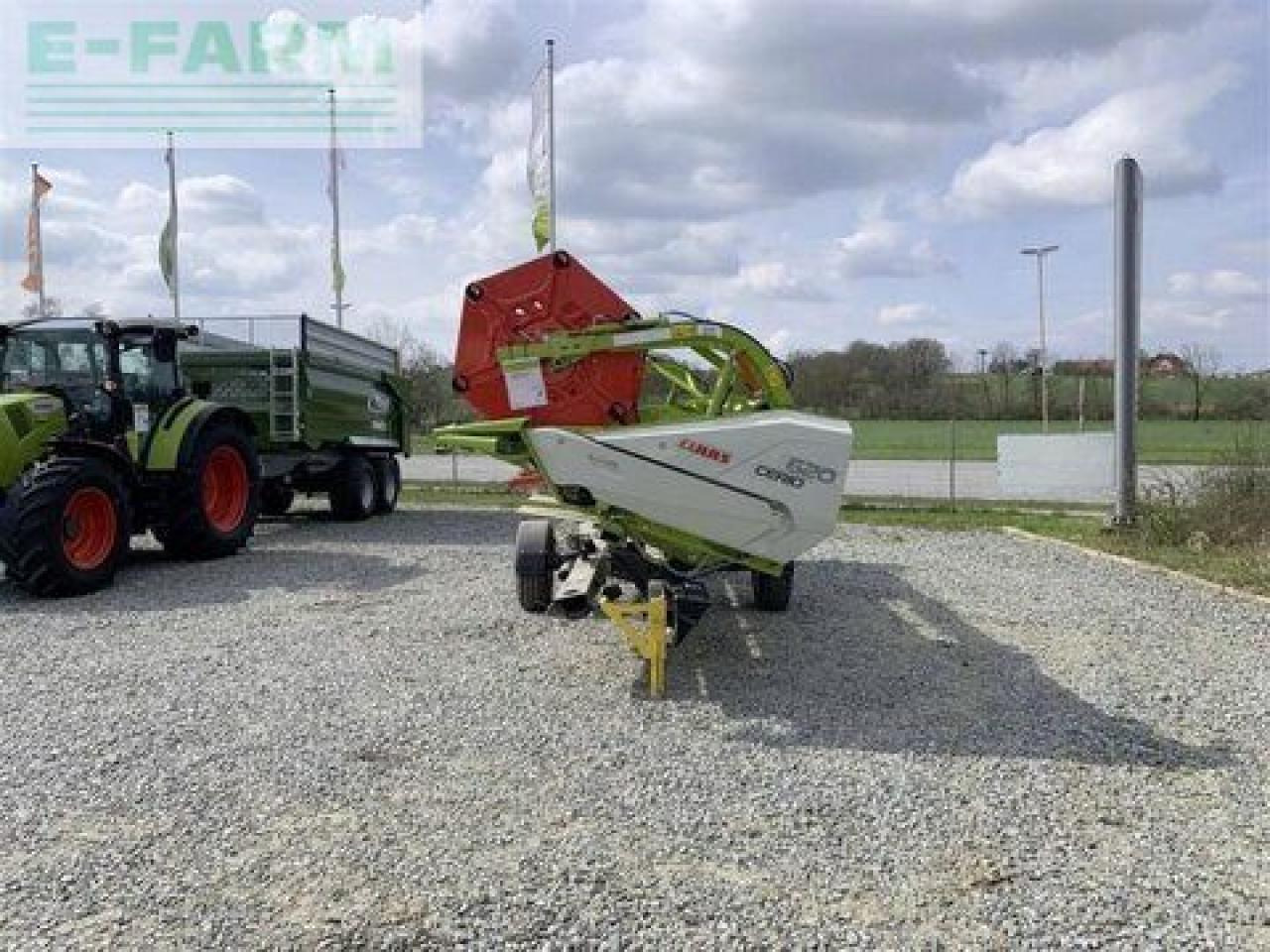 CLAAS cerio 620 - Takarmánybetakarító gép: 2 kép. CLAAS cerio 620 - Takarmánybetakarító gép: 2 kép.