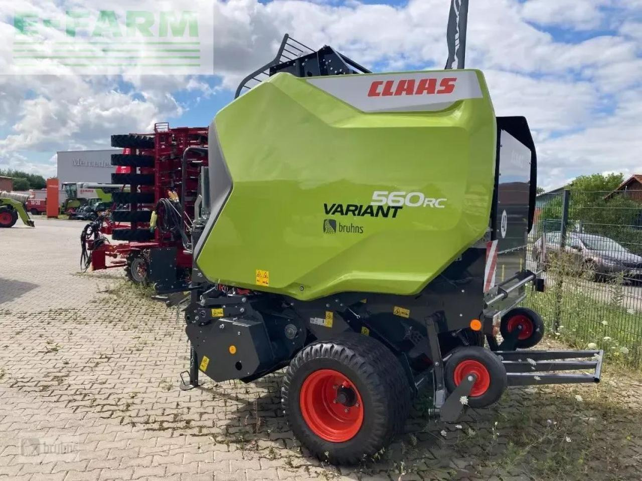 CLAAS claas variant 560 rc pro - neu - Kocka bálázó: 1 kép. CLAAS claas variant 560 rc pro - neu - Kocka bálázó: 1 kép.