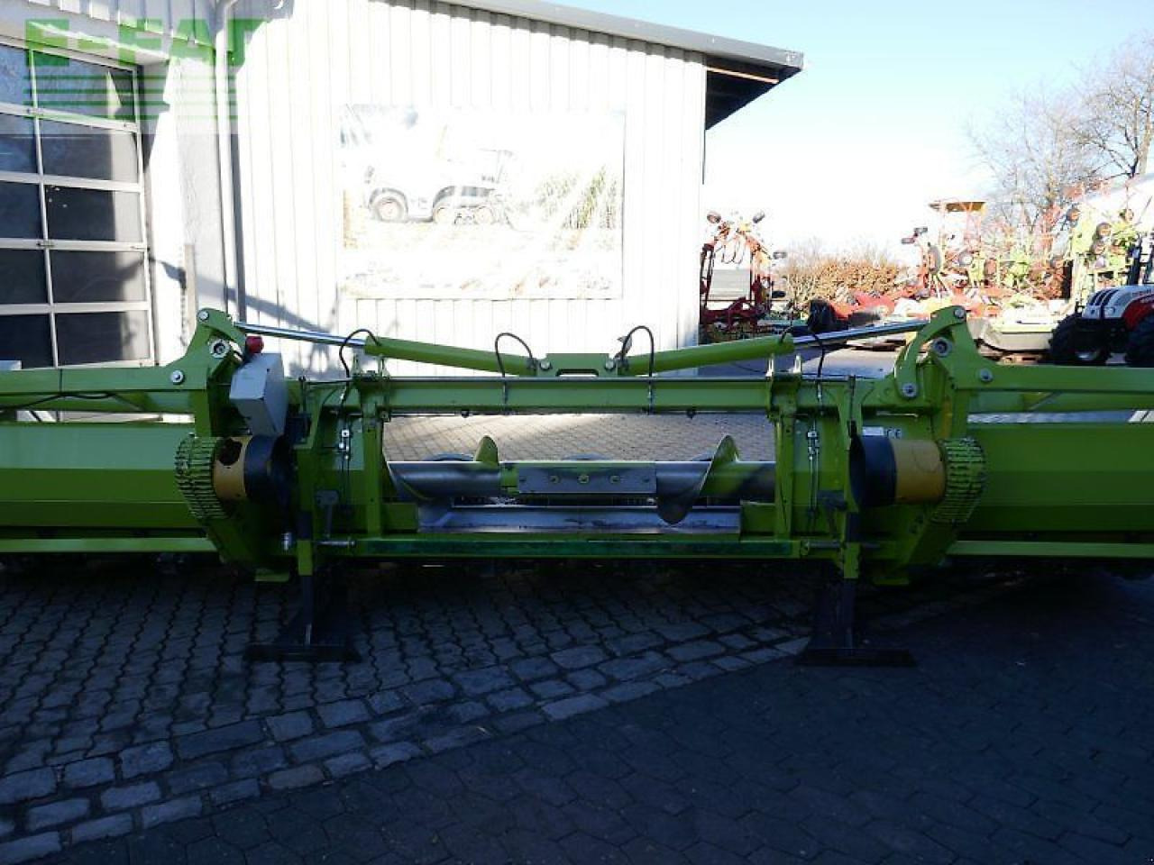 CLAAS conspeed 8-75 fc - Takarmánybetakarító gép: 4 kép. CLAAS conspeed 8-75 fc - Takarmánybetakarító gép: 4 kép.