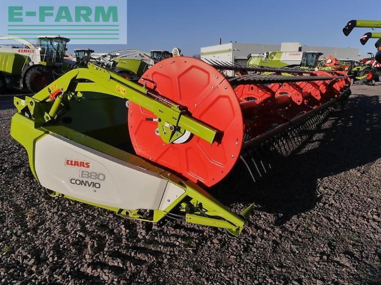 CLAAS convio 1380 - Kombájn adapter: 1 kép. CLAAS convio 1380 - Kombájn adapter: 1 kép.