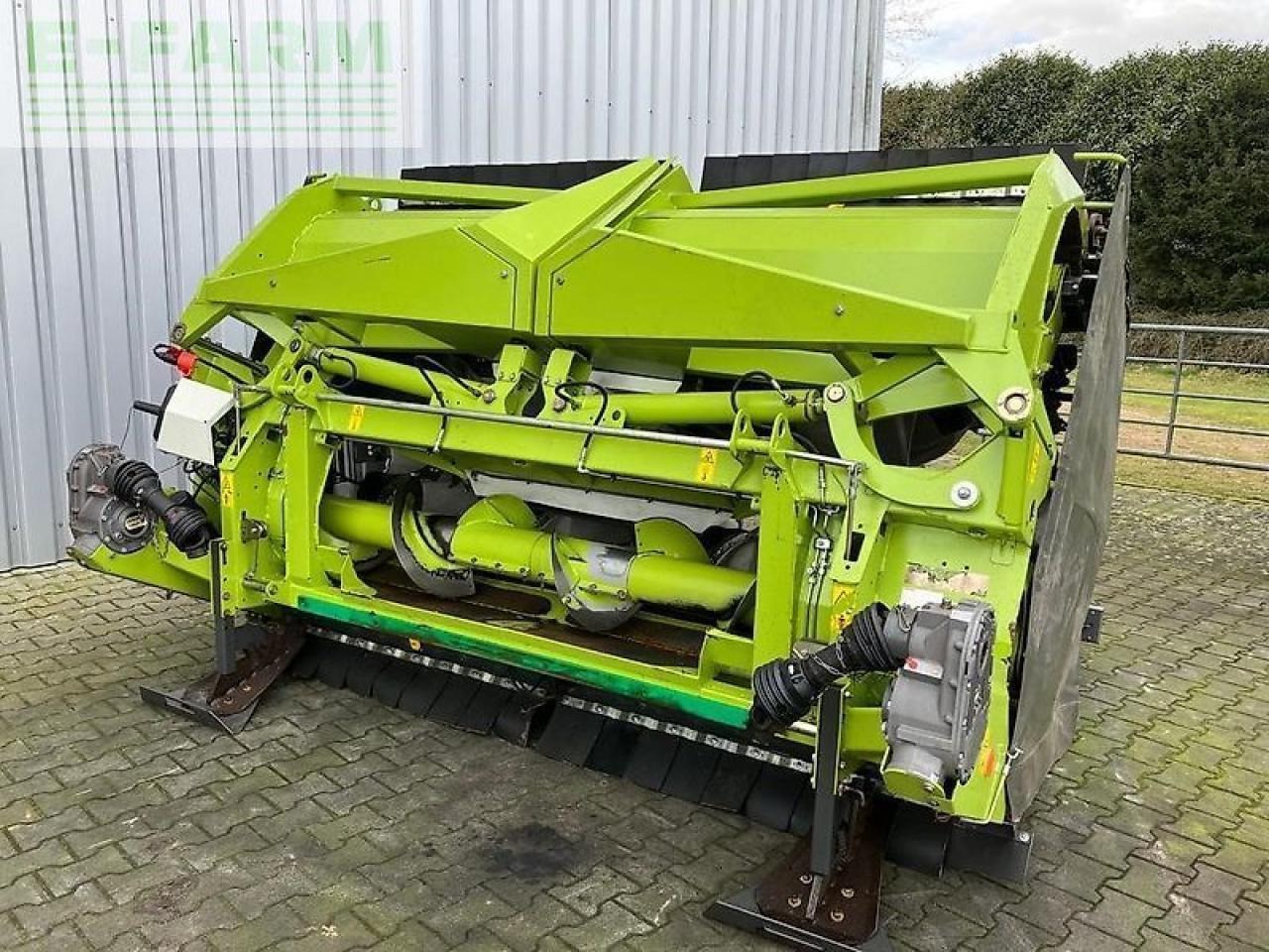 CLAAS corio 8-75 fc - Takarmánybetakarító gép: 2 kép. CLAAS corio 8-75 fc - Takarmánybetakarító gép: 2 kép.