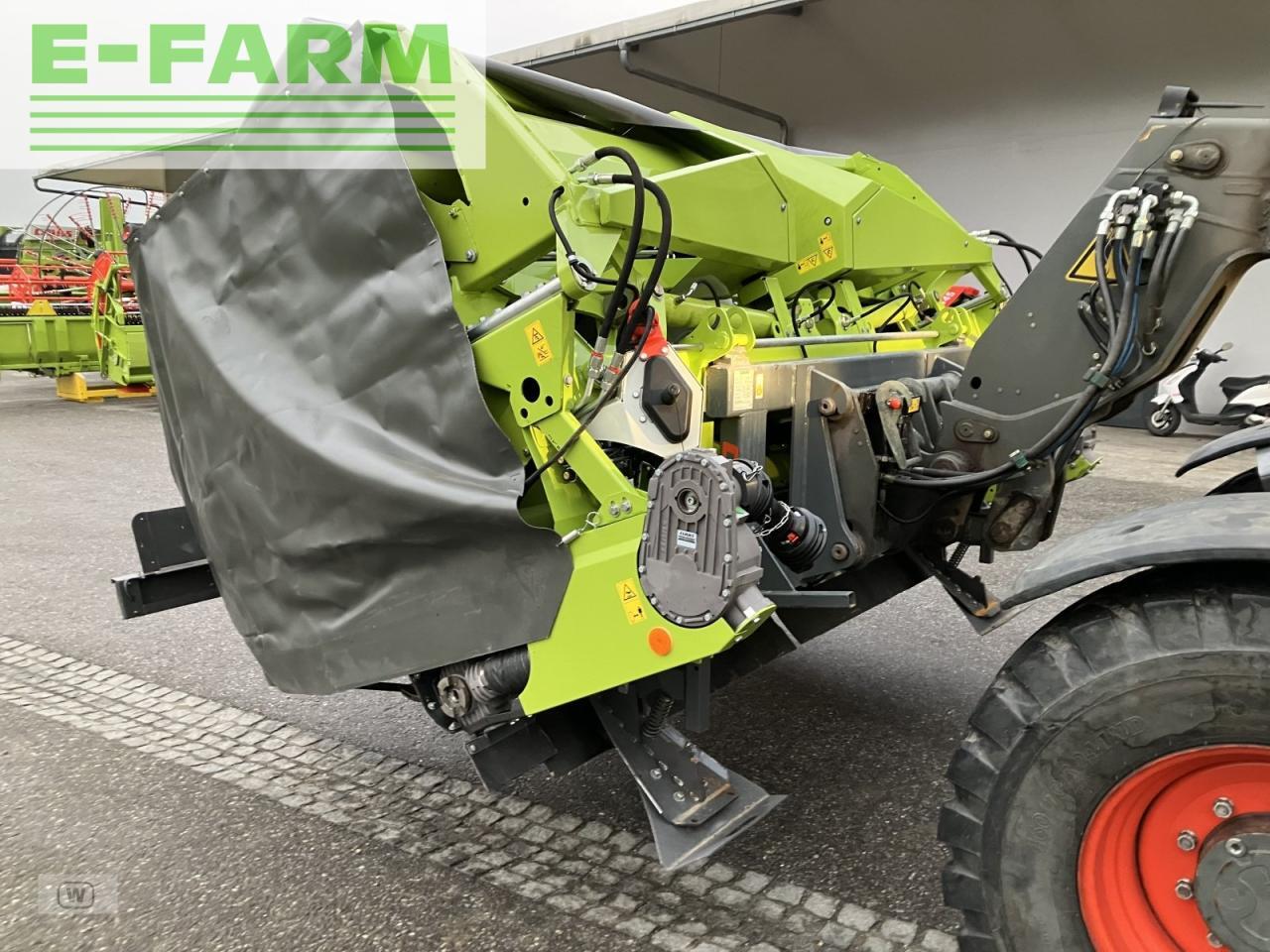 CLAAS corio 870 fc conspeed - Kukorica adapter: 5 kép. CLAAS corio 870 fc conspeed - Kukorica adapter: 5 kép.
