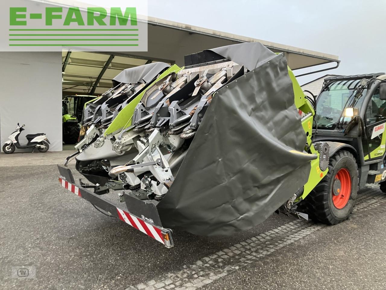 CLAAS corio 870 fc conspeed - Kukorica adapter: 3 kép. CLAAS corio 870 fc conspeed - Kukorica adapter: 3 kép.