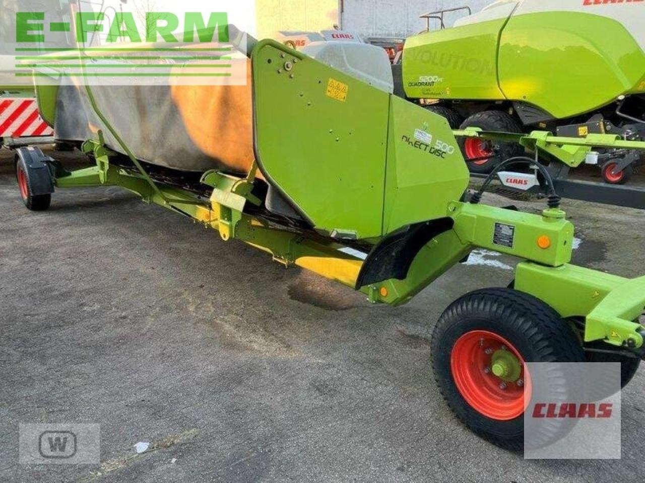 CLAAS direct disc 500 - Takarmánybetakarító gép: 4 kép. CLAAS direct disc 500 - Takarmánybetakarító gép: 4 kép.