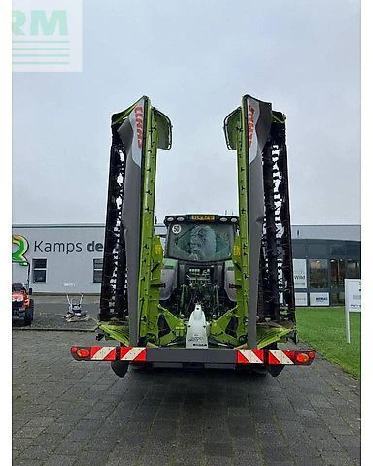 CLAAS disco 3200 & disco 9200 - Fűkasza: 2 kép. CLAAS disco 3200 & disco 9200 - Fűkasza: 2 kép.