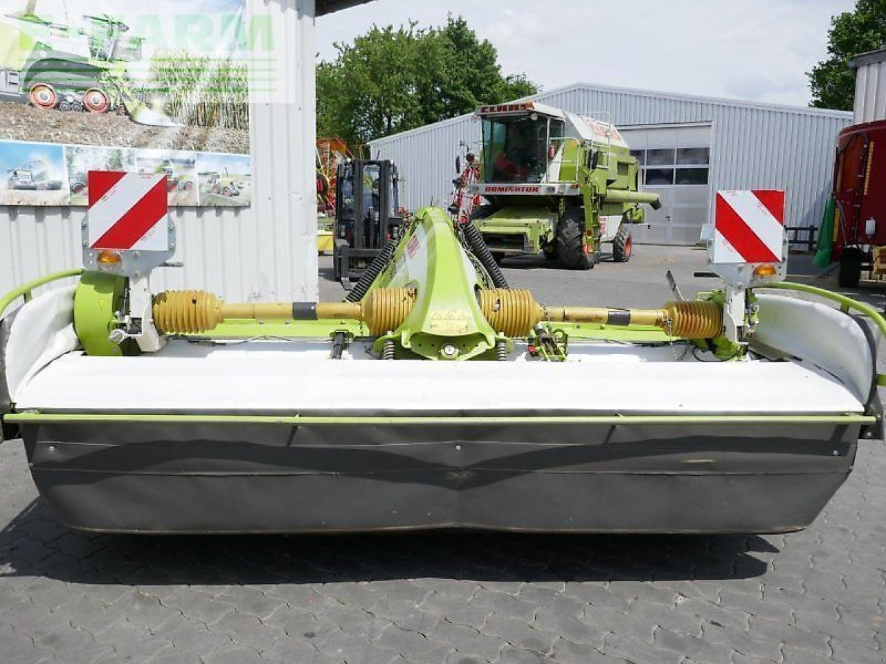 CLAAS disco 3200 fc profil - Fűkasza: 1 kép. CLAAS disco 3200 fc profil - Fűkasza: 1 kép.