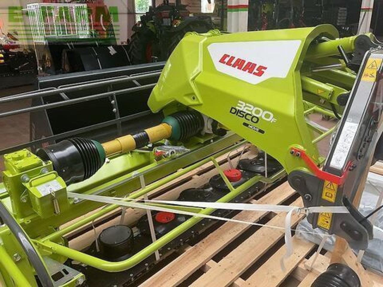 CLAAS disco 3200 move - Fűkasza: 1 kép. CLAAS disco 3200 move - Fűkasza: 1 kép.