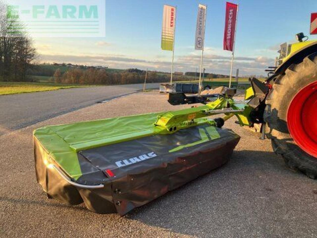 CLAAS disco 8500 - Fűkasza: 5 kép. CLAAS disco 8500 - Fűkasza: 5 kép.