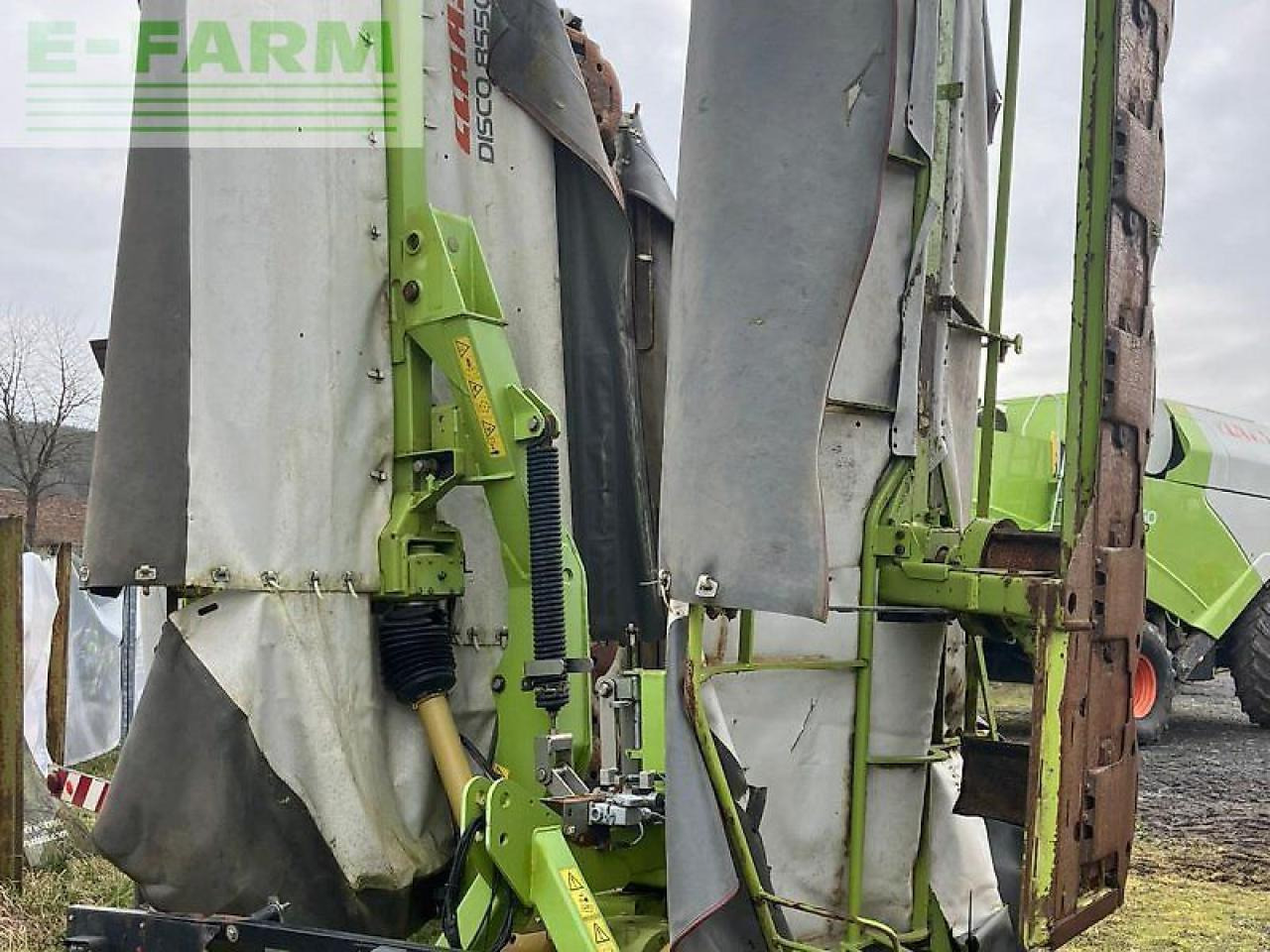 CLAAS disco 8550 - Fűkasza: 3 kép. CLAAS disco 8550 - Fűkasza: 3 kép.