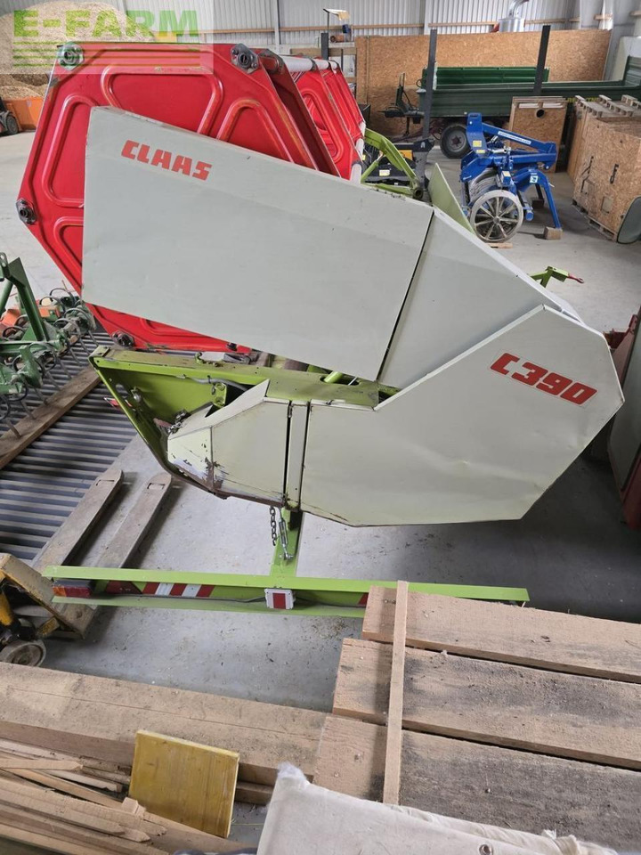 CLAAS dominator 88 - Kombájn: 5 kép. CLAAS dominator 88 - Kombájn: 5 kép.