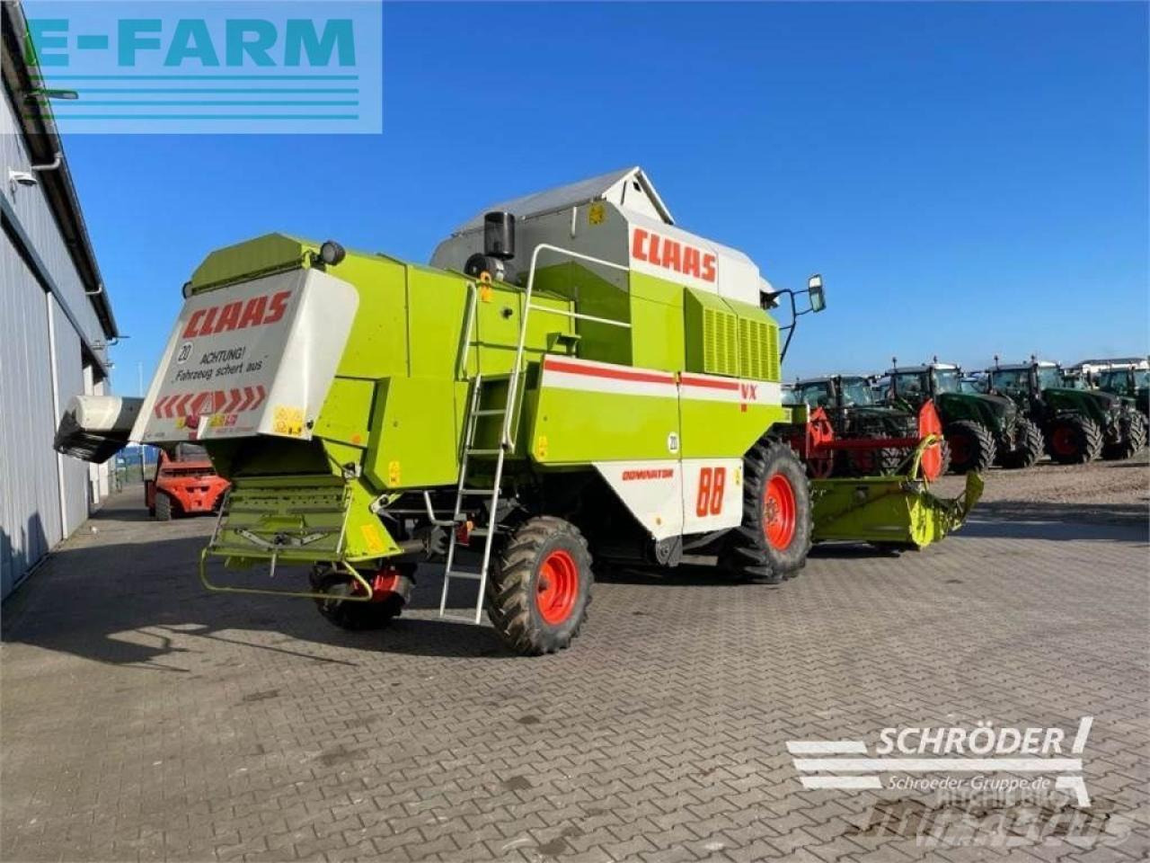 CLAAS dominator 88 vx - Kombájn: 4 kép. CLAAS dominator 88 vx - Kombájn: 4 kép.