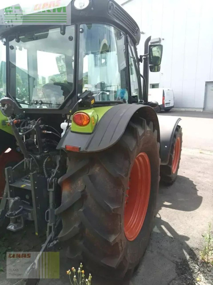 CLAAS elios 210 - Traktor: 3 kép. CLAAS elios 210 - Traktor: 3 kép.