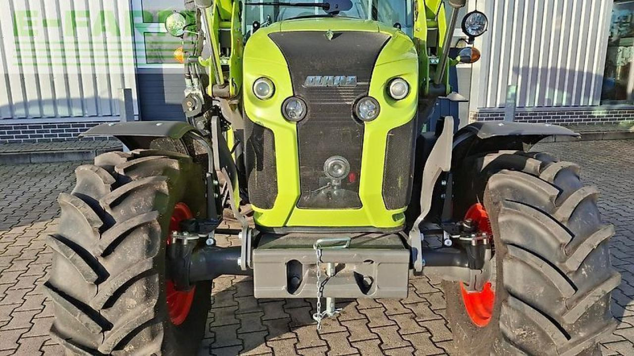 Traktor CLAAS elios 210: 14 kép.