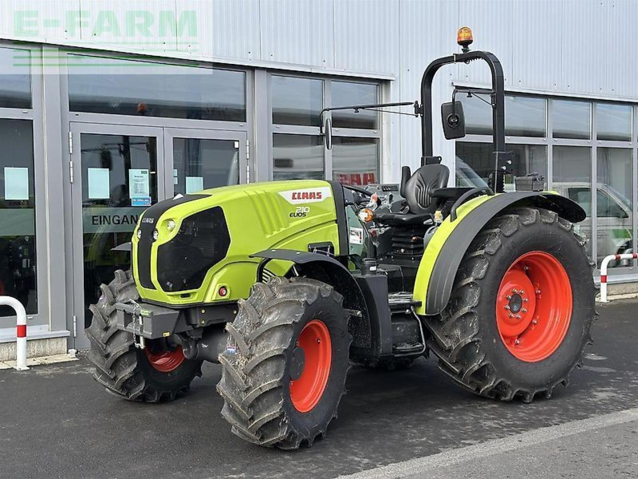 CLAAS elios 210 plattform - Traktor: 1 kép. CLAAS elios 210 plattform - Traktor: 1 kép.