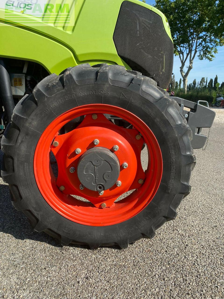 CLAAS elios 220 cabine - Traktor: 3 kép. CLAAS elios 220 cabine - Traktor: 3 kép.