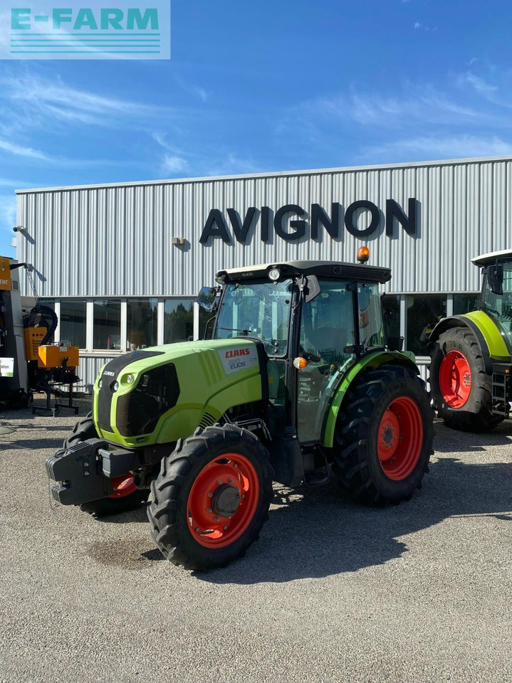 CLAAS elios 220 cabine - Traktor: 1 kép. CLAAS elios 220 cabine - Traktor: 1 kép.