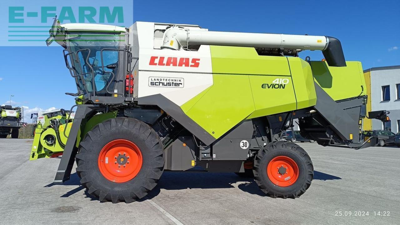 CLAAS evion 410 - Kombájn: 1 kép. CLAAS evion 410 - Kombájn: 1 kép.