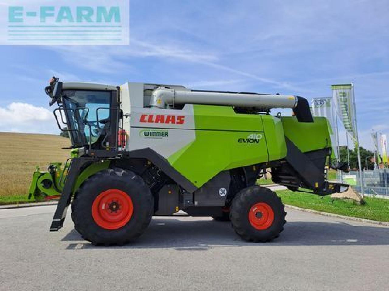 CLAAS evion 410 classic - Kombájn: 3 kép. CLAAS evion 410 classic - Kombájn: 3 kép.