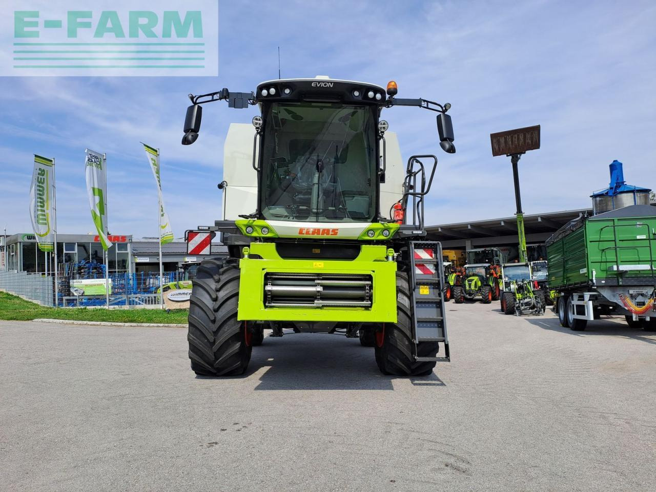 CLAAS evion 410 - (evion 400) - Kombájn: 3 kép. CLAAS evion 410 - (evion 400) - Kombájn: 3 kép.
