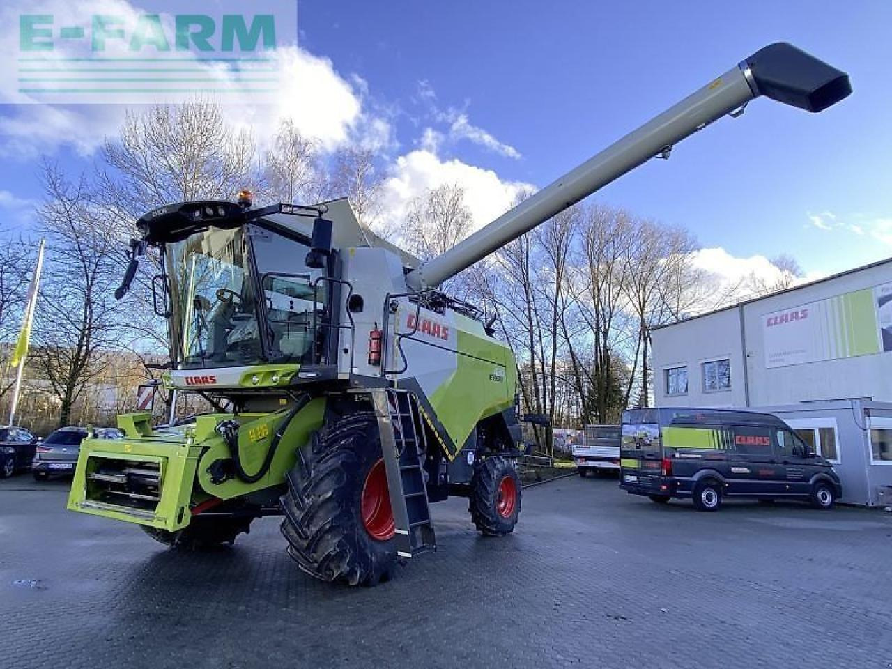 CLAAS evion 430+cerio 620+tw - Kombájn: 1 kép. CLAAS evion 430+cerio 620+tw - Kombájn: 1 kép.