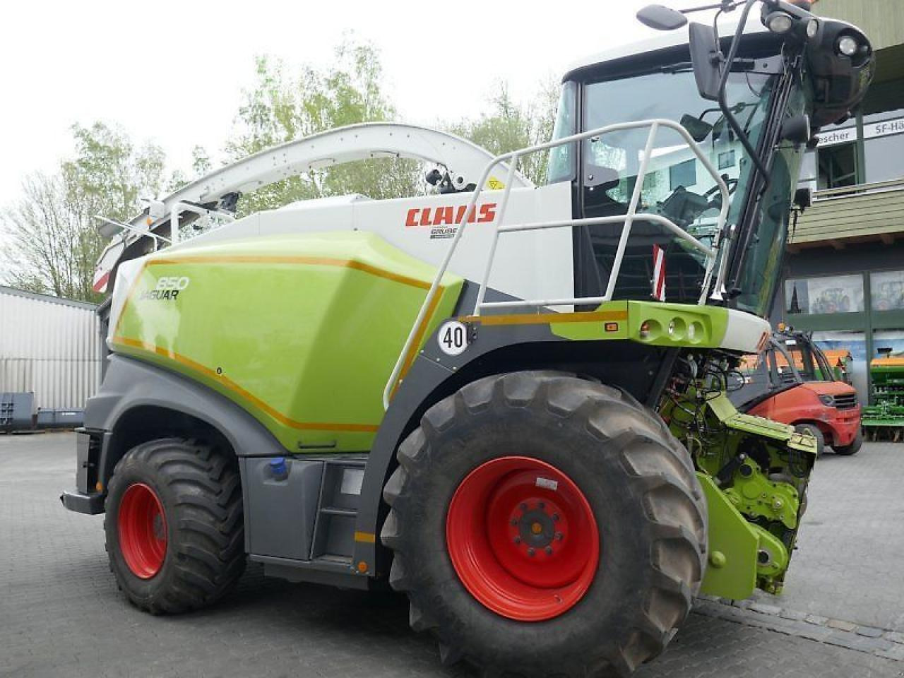 CLAAS jaguar 850 - Önjáró szecskázógép: 5 kép. CLAAS jaguar 850 - Önjáró szecskázógép: 5 kép.