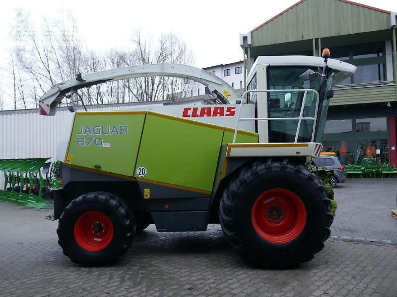 CLAAS jaguar 870 - Önjáró szecskázógép: 3 kép. CLAAS jaguar 870 - Önjáró szecskázógép: 3 kép.