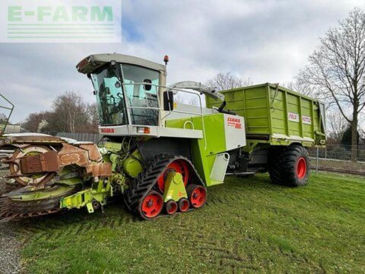 CLAAS jaguar 880 field shuttle, orbis 450 ts, raupe - Önjáró szecskázógép: 3 kép. CLAAS jaguar 880 field shuttle, orbis 450 ts, raupe - Önjáró szecskázógép: 3 kép.