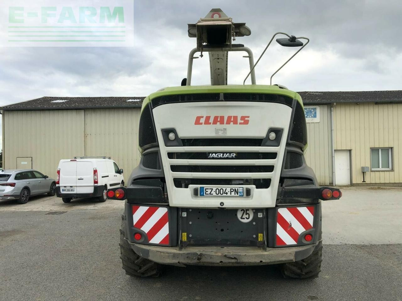 CLAAS jaguar 930 t4 (498/530) - Önjáró szecskázógép: 4 kép. CLAAS jaguar 930 t4 (498/530) - Önjáró szecskázógép: 4 kép.