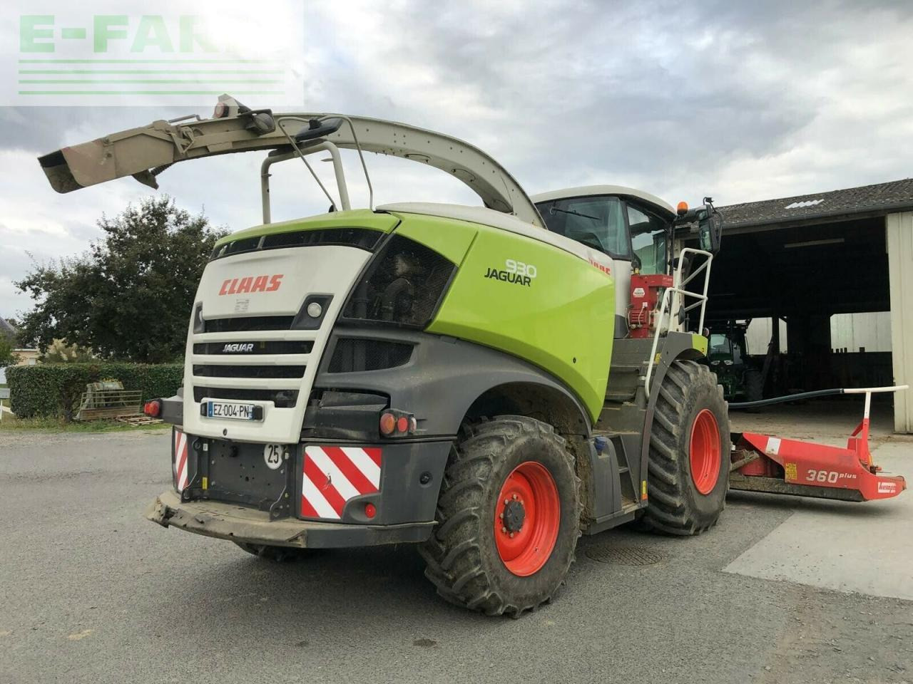 CLAAS jaguar 930 t4 (498/530) - Önjáró szecskázógép: 5 kép. CLAAS jaguar 930 t4 (498/530) - Önjáró szecskázógép: 5 kép.