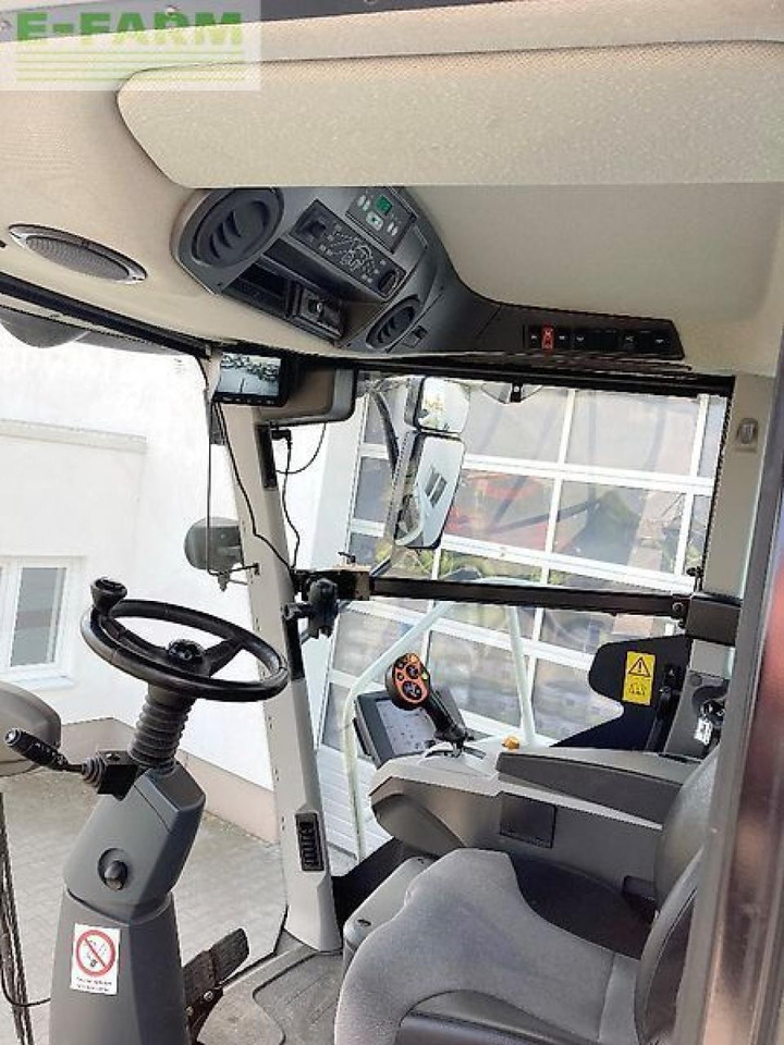 CLAAS jaguar 950 - Önjáró szecskázógép: 5 kép. CLAAS jaguar 950 - Önjáró szecskázógép: 5 kép.