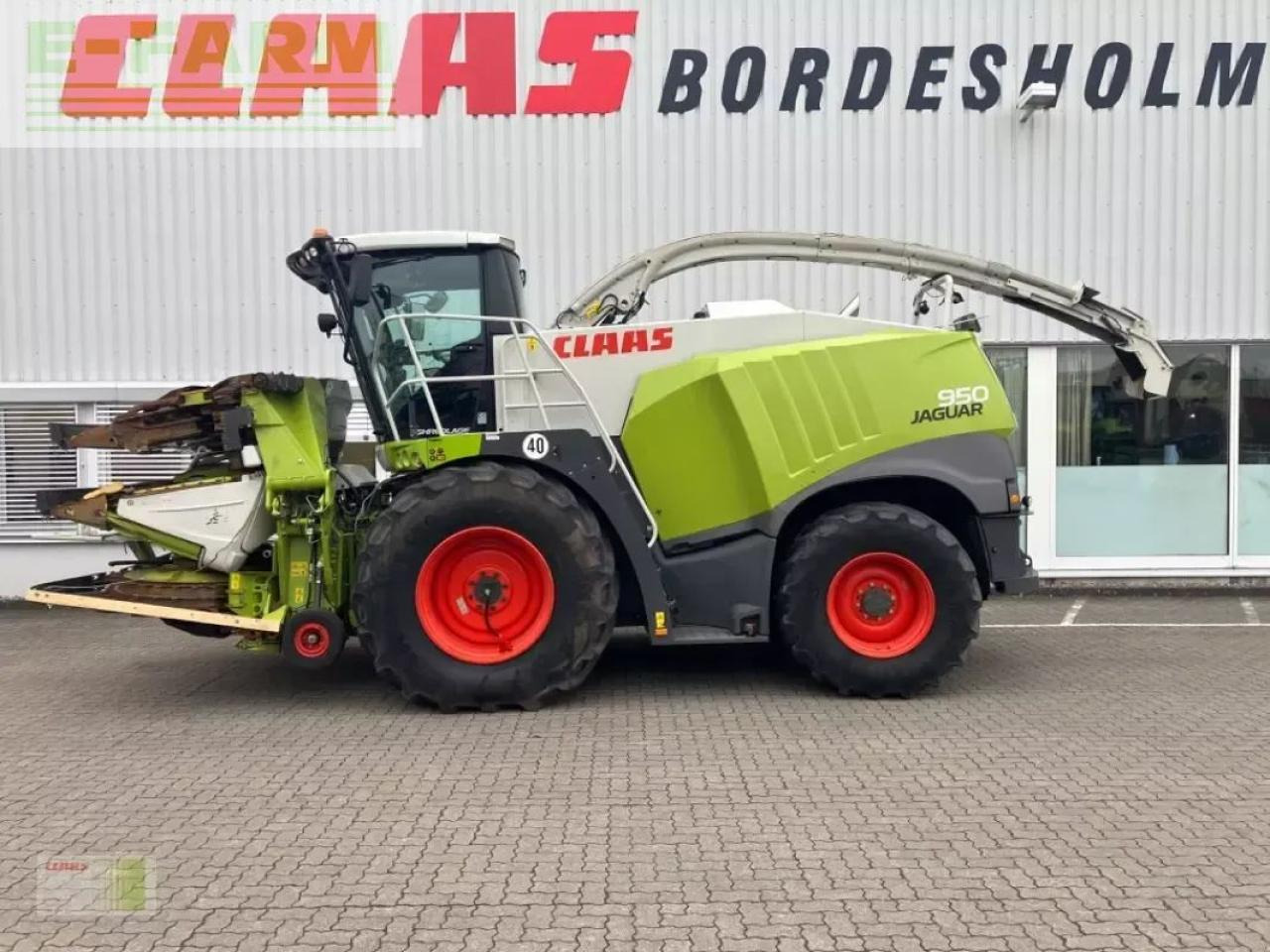 CLAAS jaguar 950 - Önjáró szecskázógép: 1 kép. CLAAS jaguar 950 - Önjáró szecskázógép: 1 kép.