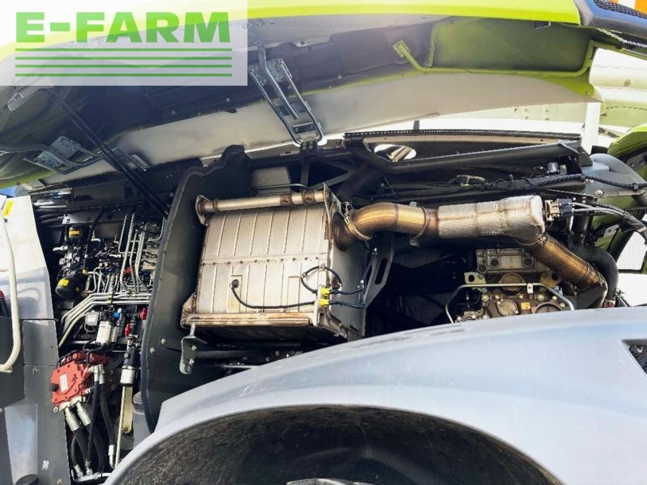 CLAAS jaguar 950 - Önjáró szecskázógép: 3 kép. CLAAS jaguar 950 - Önjáró szecskázógép: 3 kép.