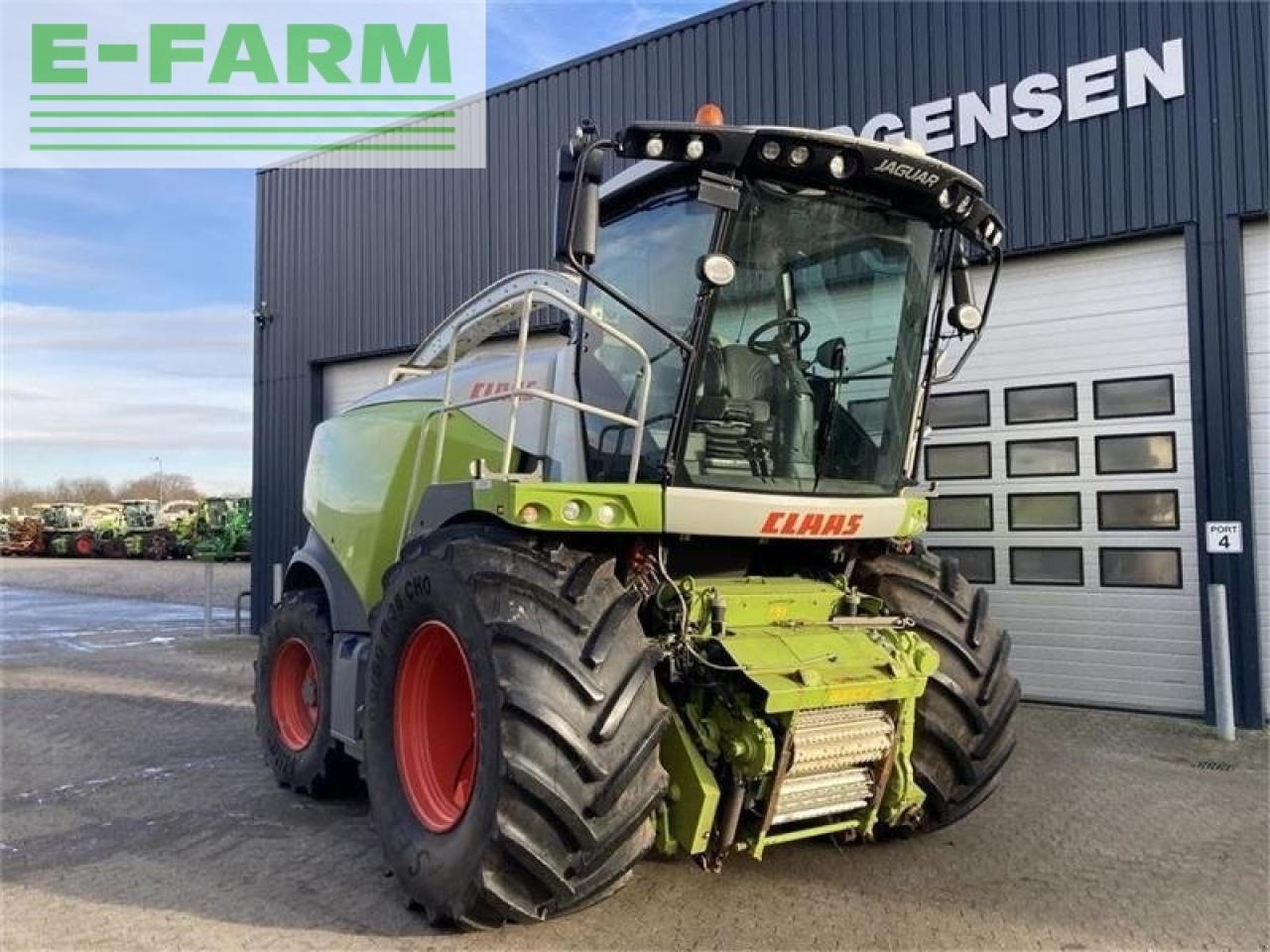 CLAAS jaguar 950. godt udstyret - Takarmánybetakarító gép: 2 kép. CLAAS jaguar 950. godt udstyret - Takarmánybetakarító gép: 2 kép.