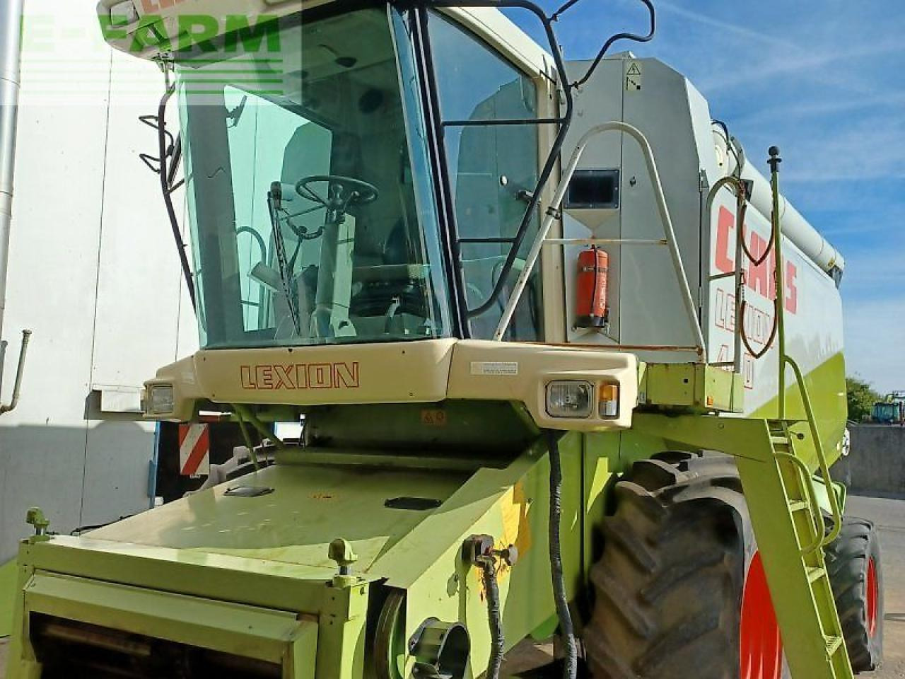 CLAAS lexion 440 - Kombájn: 4 kép. CLAAS lexion 440 - Kombájn: 4 kép.
