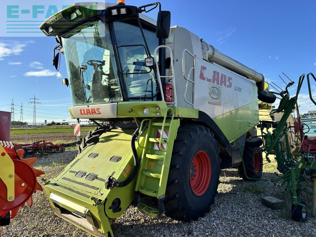 Kombájn CLAAS lexion 520: 10 kép.