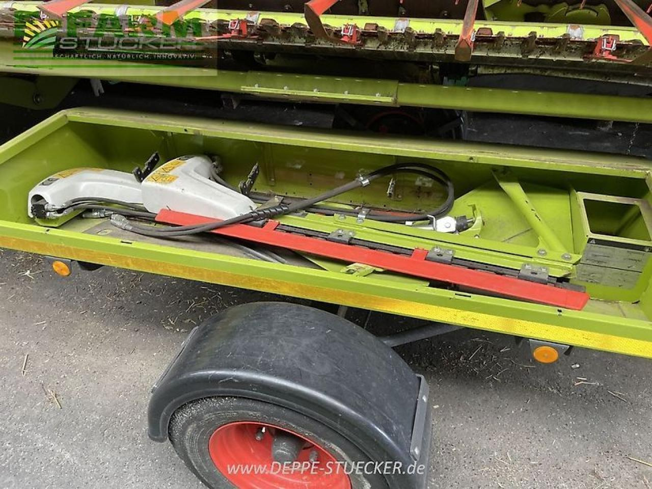 CLAAS lexion 5300 - Kombájn: 3 kép. CLAAS lexion 5300 - Kombájn: 3 kép.