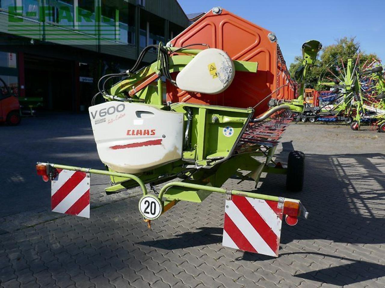 Kombájn CLAAS lexion 540 c: 22 kép.