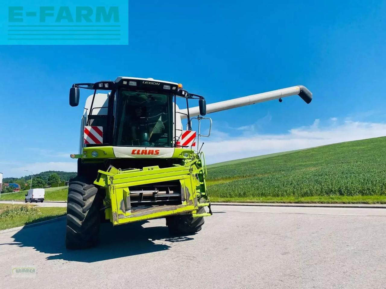 CLAAS lexion 570 montana - Kombájn: 2 kép. CLAAS lexion 570 montana - Kombájn: 2 kép.