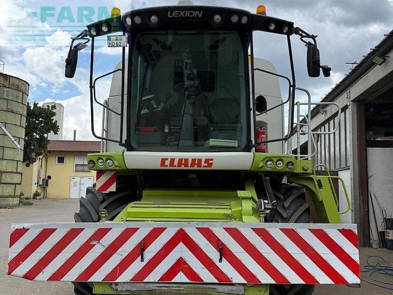 CLAAS lexion 620 - Kombájn: 3 kép. CLAAS lexion 620 - Kombájn: 3 kép.