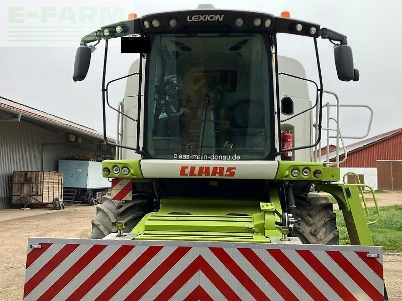 CLAAS lexion 620 - Kombájn: 2 kép. CLAAS lexion 620 - Kombájn: 2 kép.