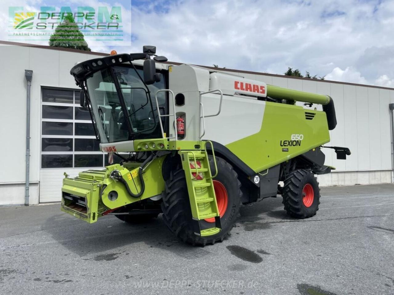 CLAAS lexion 650 mit 620 vario - Kombájn: 1 kép. CLAAS lexion 650 mit 620 vario - Kombájn: 1 kép.
