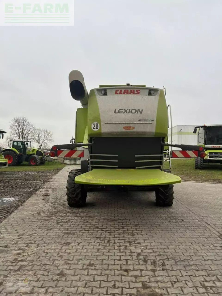 CLAAS lexion 670 tt - Kombájn: 5 kép. CLAAS lexion 670 tt - Kombájn: 5 kép.