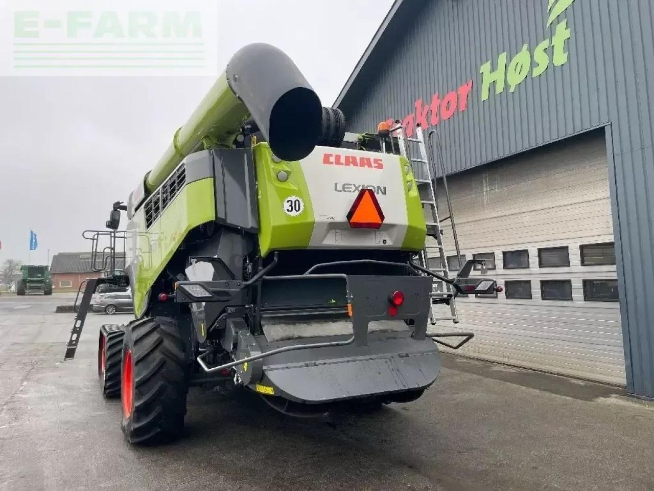 CLAAS lexion 6900 tt - Kombájn: 5 kép. CLAAS lexion 6900 tt - Kombájn: 5 kép.
