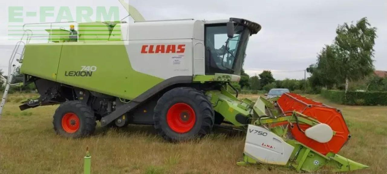 CLAAS lexion 740 - Kombájn: 2 kép. CLAAS lexion 740 - Kombájn: 2 kép.