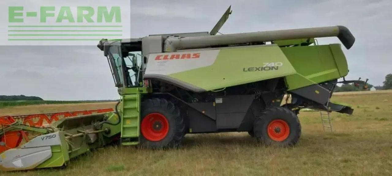 CLAAS lexion 740 - Kombájn: 3 kép. CLAAS lexion 740 - Kombájn: 3 kép.