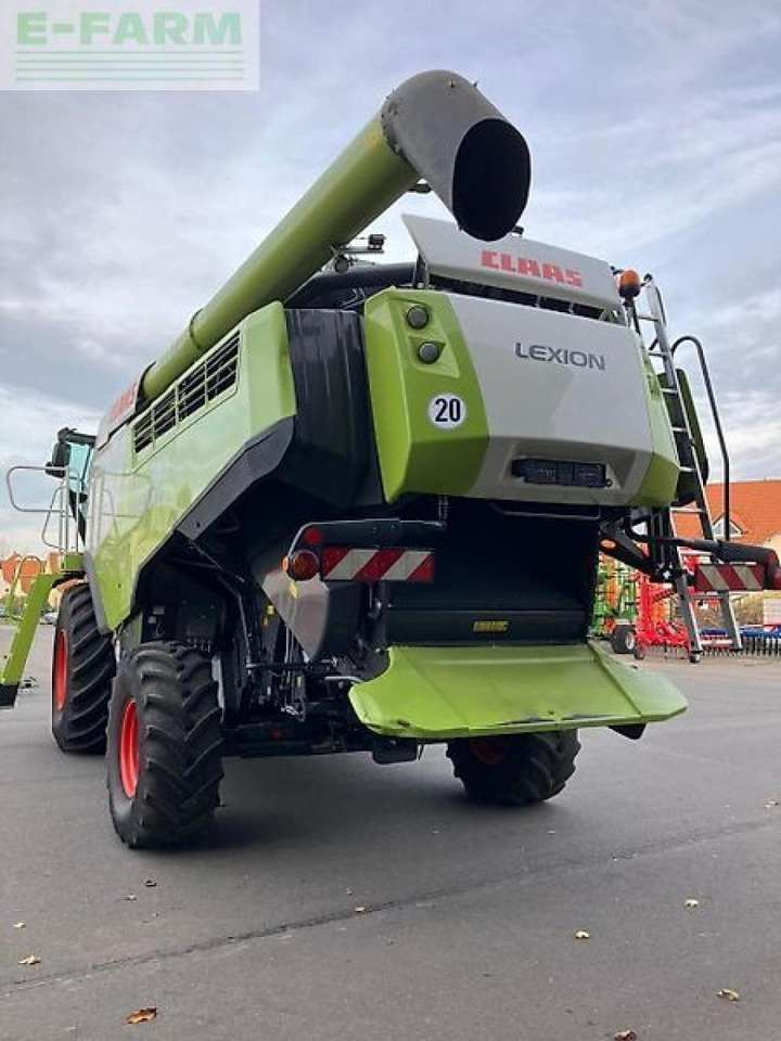 CLAAS lexion 740 tier 4 - Kombájn: 5 kép. CLAAS lexion 740 tier 4 - Kombájn: 5 kép.